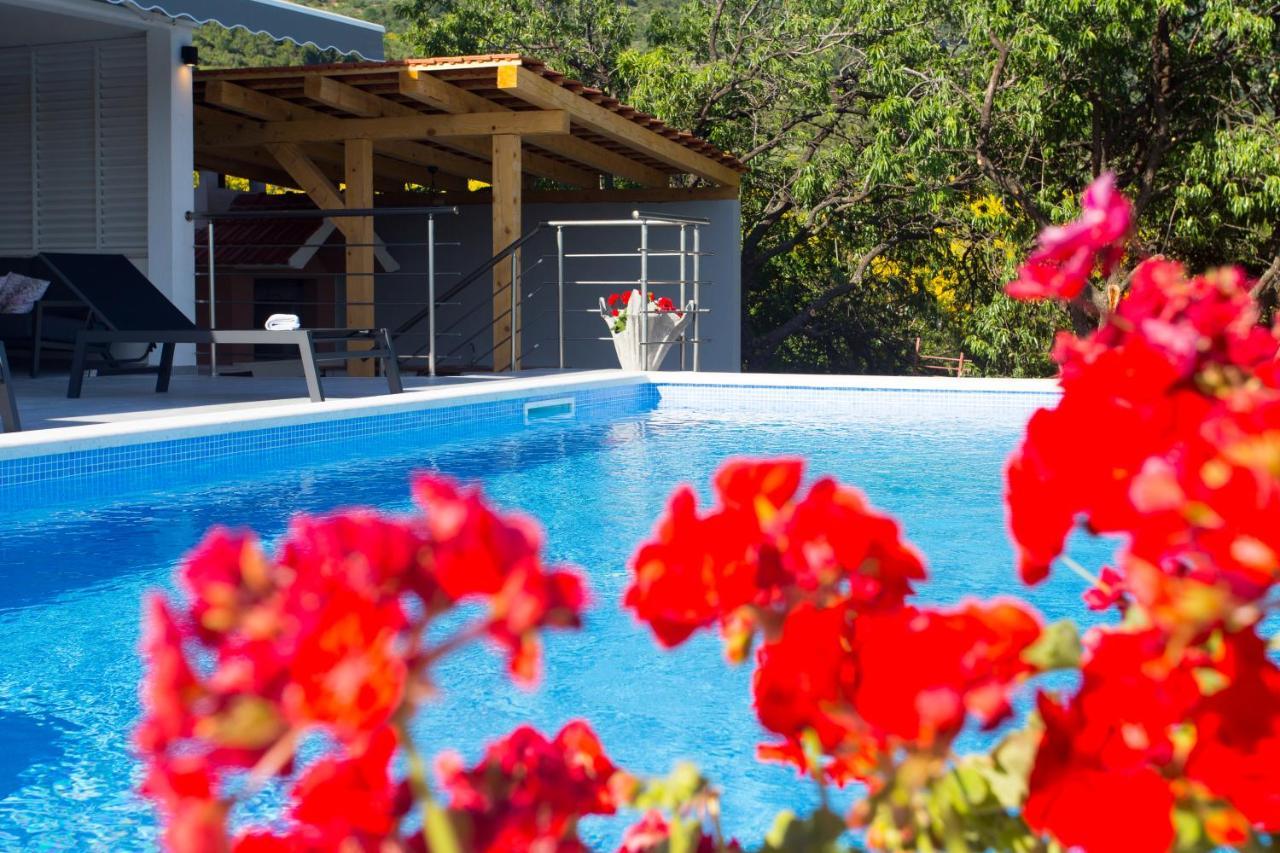 Villa Ivano With Sea&Mountain View Kastel Stari Exterior photo