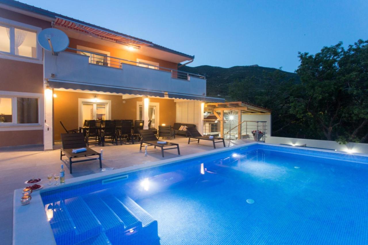 Villa Ivano With Sea&Mountain View Kastel Stari Exterior photo