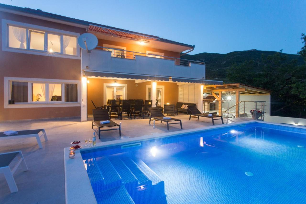 Villa Ivano With Sea&Mountain View Kastel Stari Exterior photo